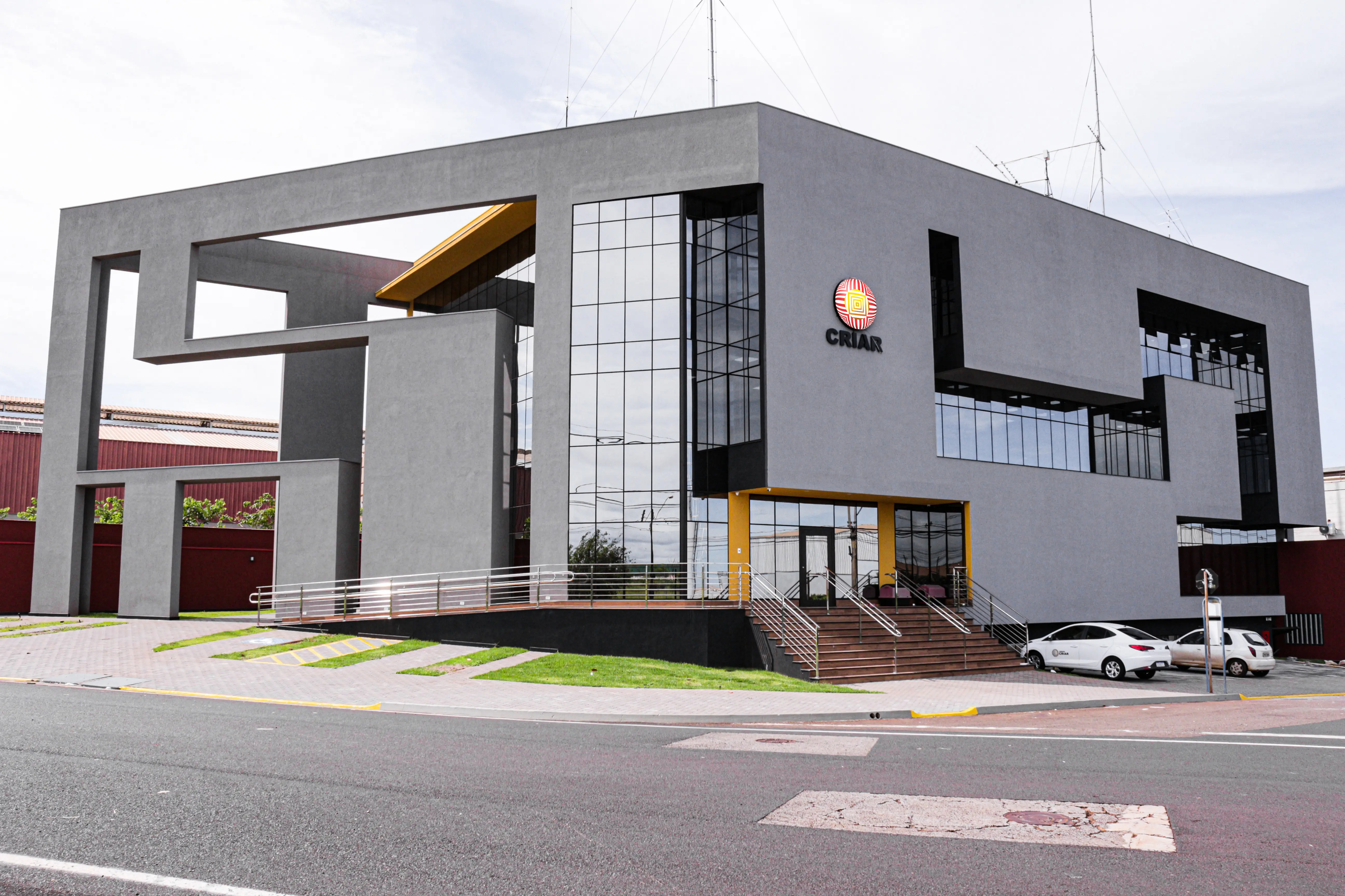 <h2>CRIAR SPACE SYSTEMS</h2>